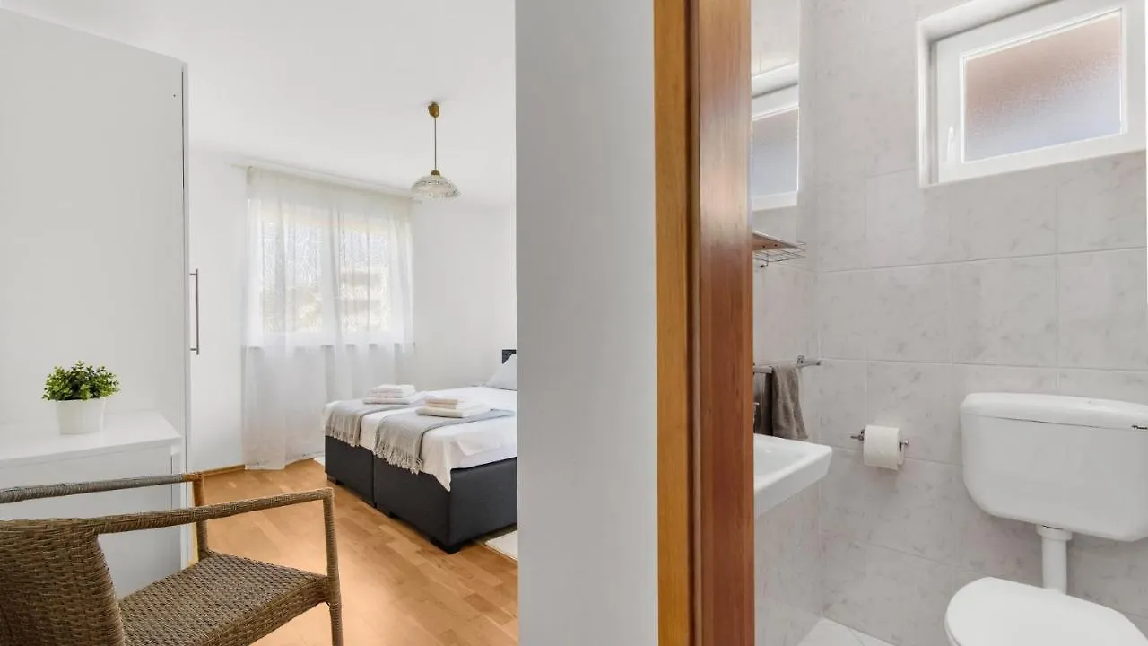 Guest house Apartment Giulia With Sea View In Novigrad Novigrad
