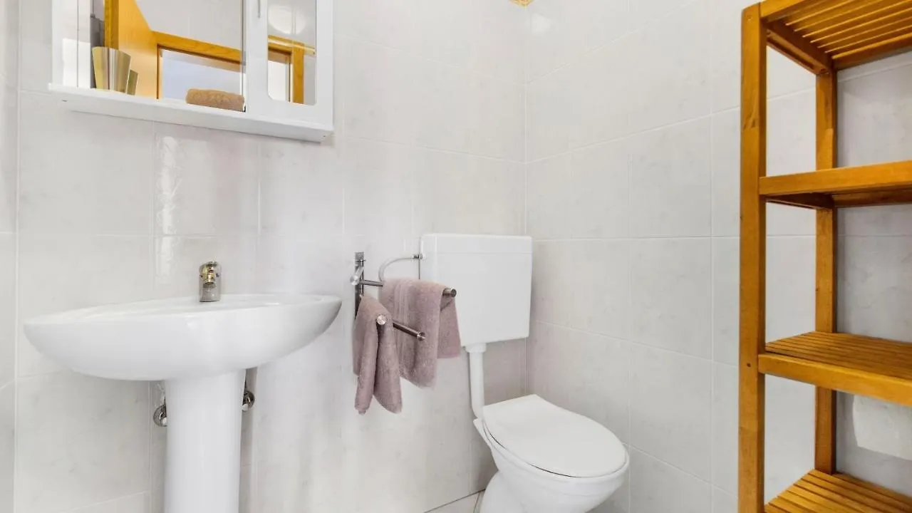Guest house Apartment Giulia With Sea View In Novigrad Novigrad