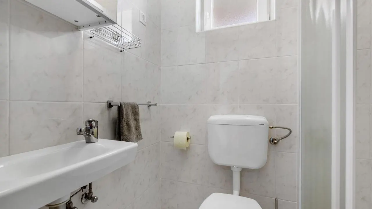 Apartment Giulia With Sea View In Novigrad Novigrad  Guest house Novigrad (Istria)