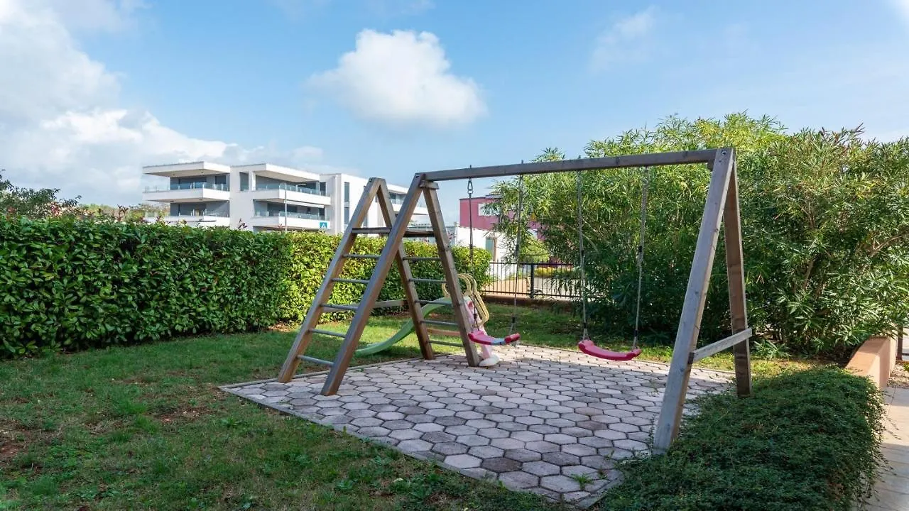 Apartment Giulia With Sea View In Novigrad Novigrad  Guest house Novigrad (Istria)