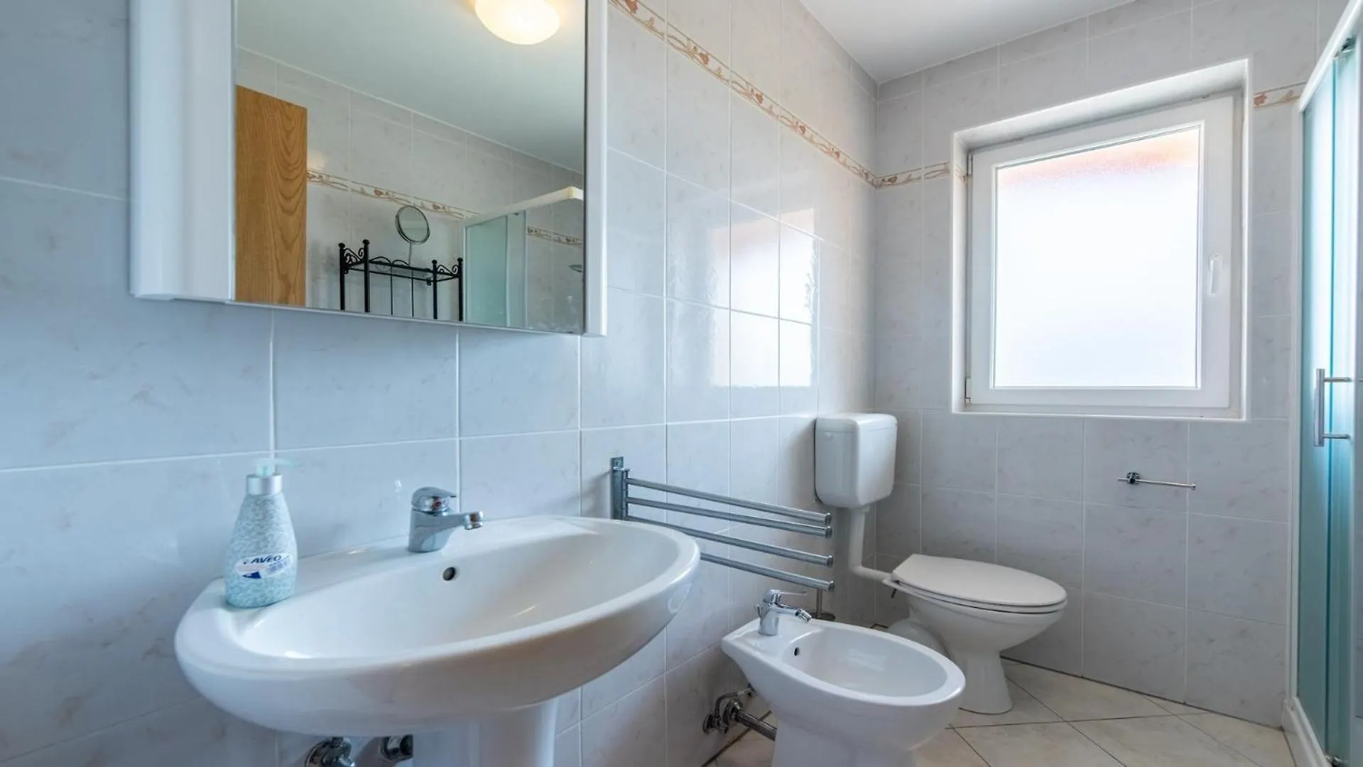 Apartment Giulia With Sea View In Novigrad Novigrad