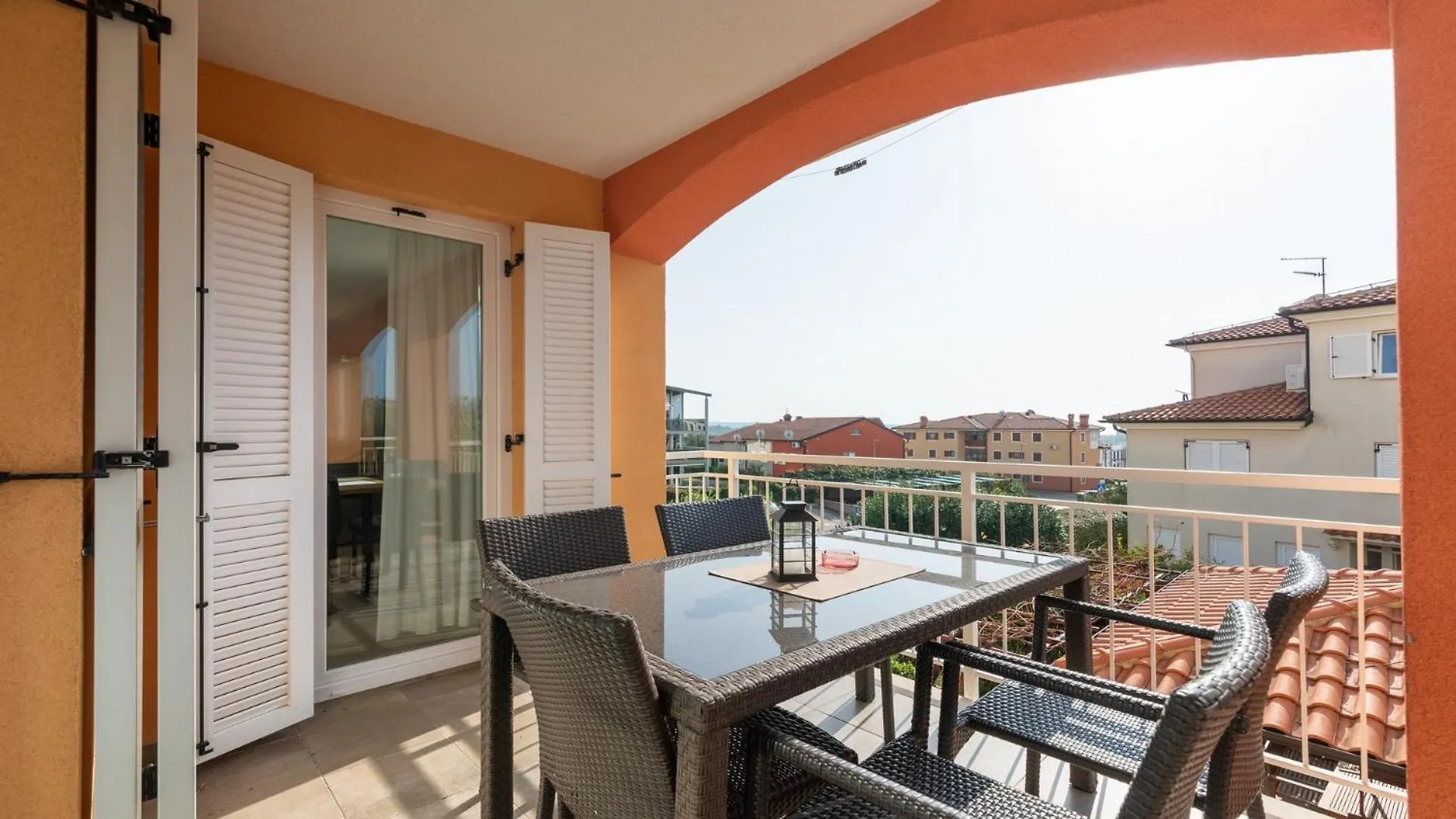 Apartment Giulia With Sea View In Novigrad Novigrad  Novigrad (Istria)